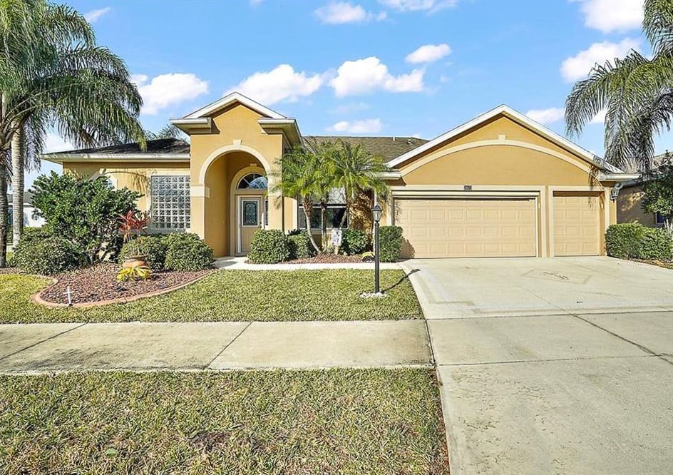 Two Florida Homes for Sale in 55 Plus Plantation at Leesburg